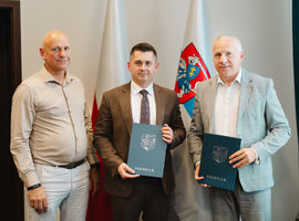 Umowy na termomodernizację budynków