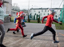 Charytatywny Bieg Mikołajkowy z Dwójką