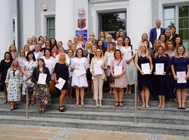 Akty nadania stopnia awansu zawodowego nauczyciela mianowanego i powierzenia stanowisk dyrektorom