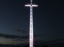 Krzyż Papieski iluminowany