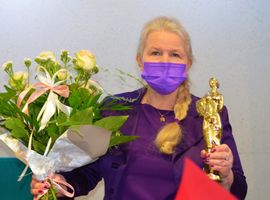 SuperAleksandria dla dyrektor MBP Jadwigi Madziar.