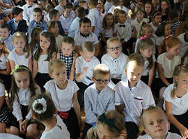 Pierwsze dzwonki w szkołach