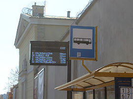 Elektroniczne tablice na przystankach