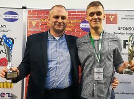 Przemysław Kojtek ze "Złotą Kielnią"