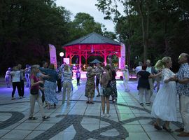 Potańcówka na ludowo