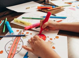 Informacja o pracy miejskich przedszkoli i oddziałów przedszkolnych w szkołach podstawowych w okresie wakacyjnym