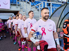 Mecz „Wykopmy Raka” na stadionie w Siedlcach