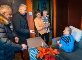 Przedstawiciele samorządu odwiedzili żony zmarłych kombatantów