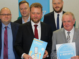 Po leki z telefonem w ręku