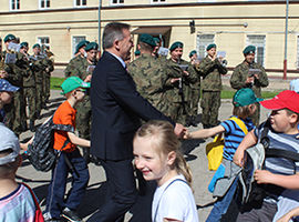 Dzień Dziecka w koszarach