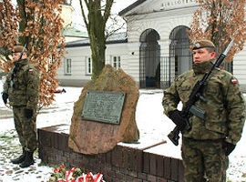 Chwała Bohaterom AK